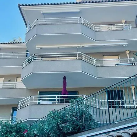 Le Nereide-t2 Climatise, Belle Terrasse, Garage